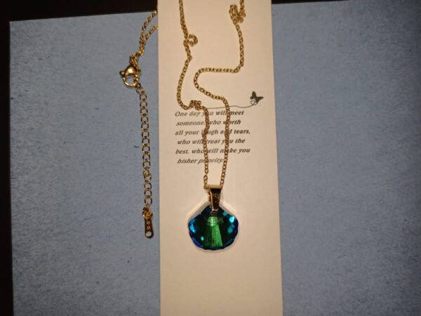 Neck Chain with locket